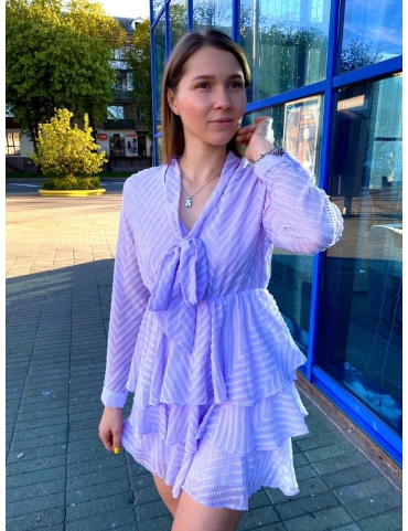 Легкое сиреневое платье