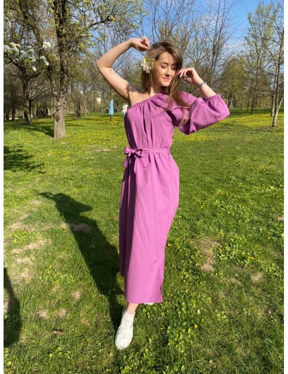 Платье с одним рукавом