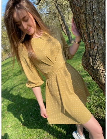 Легкое платье в горошек