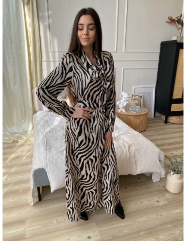 Платье с анималистичным принтом