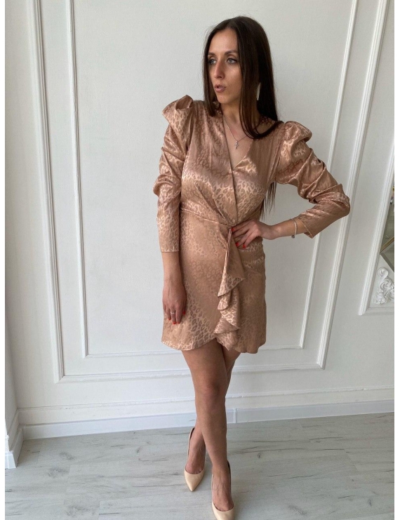 Платье с рукавами-буфами