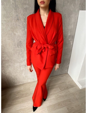 Брючный костюм с жакетом