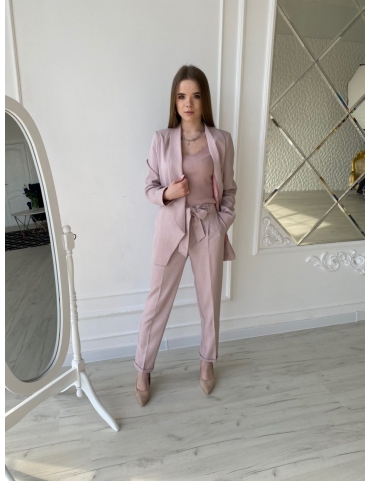 Брючный костюм с продольной полоской