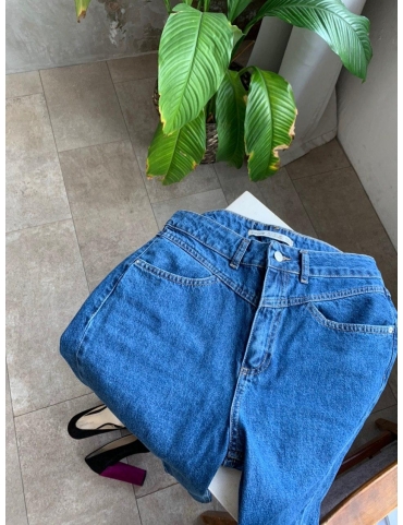 Джинсы с высокой посадкой